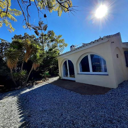 Vistas Al Lago With Private Pool Vinuela Exterior photo