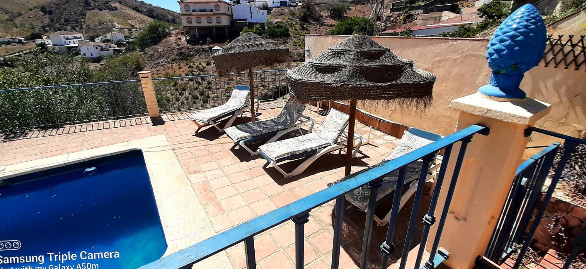 Vistas Al Lago With Private Pool Vinuela Exterior photo